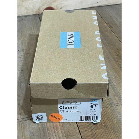 TOMS classic chambray slip on. Women's size 6.5 w/box - Picture 5 of 5